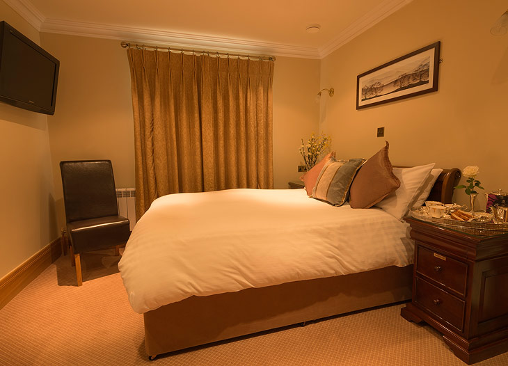 A double room at Larkinley Lodge, Killarney